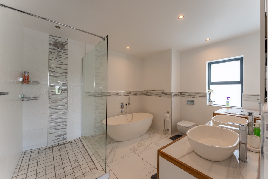 4 Bedroom Property for Sale in St Francis Links Eastern Cape